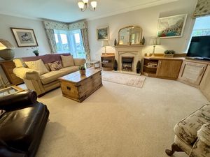 Lounge Area- click for photo gallery